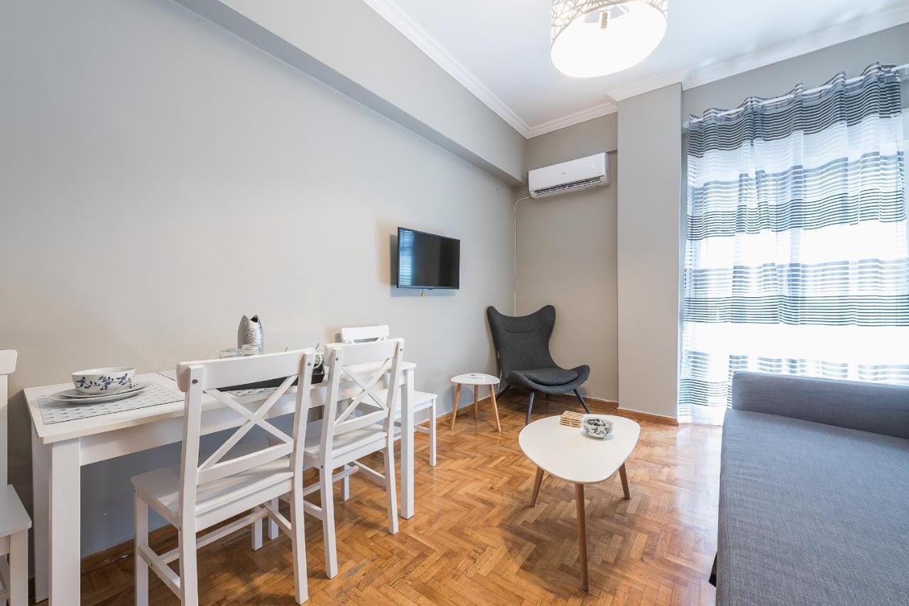 Modern City Apartment By Cloudkeys Atenas Exterior foto
